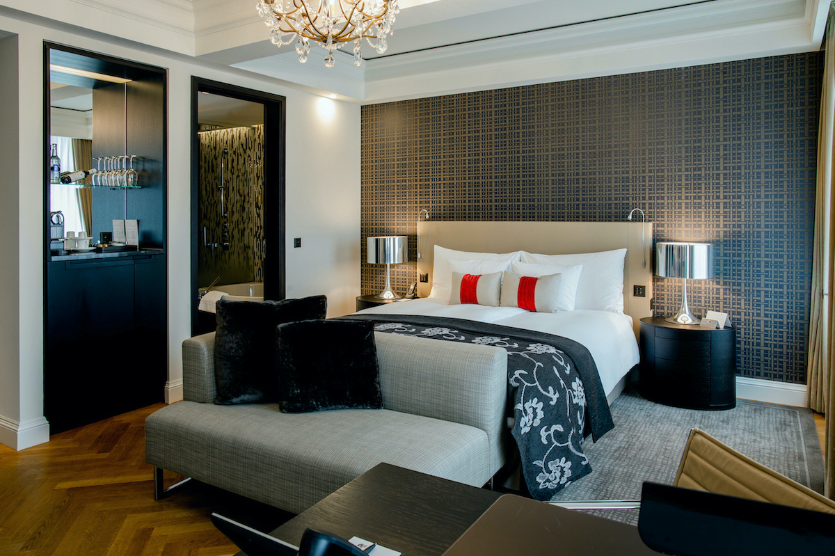 Luxury Living Studio_gesamter Raum